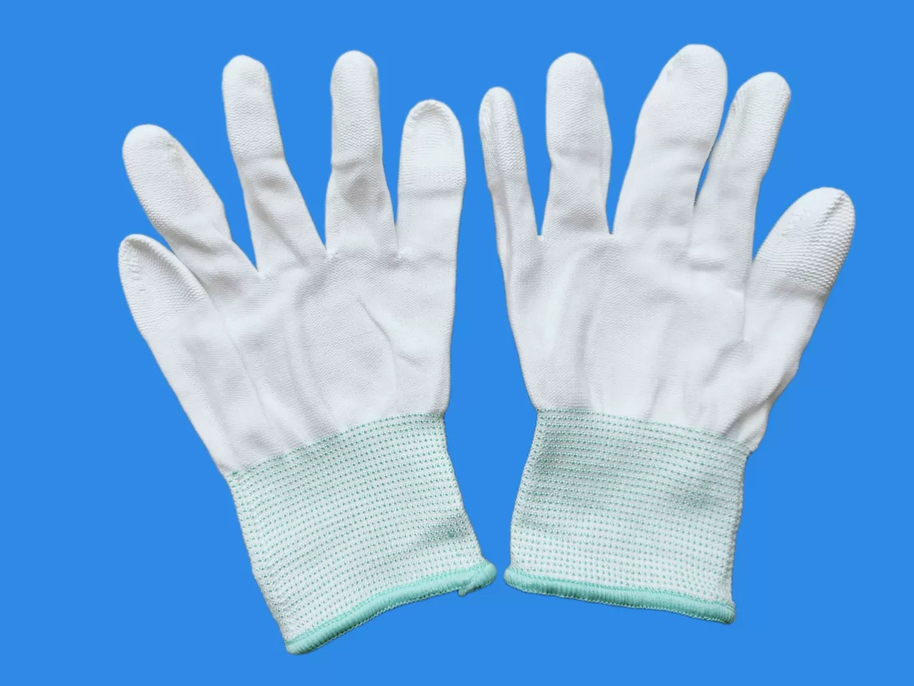 CÁCH NHẬN BIẾT THỜI ĐIỂM CẦN THAY MỚI GĂNG TAY PHỦ PU ĐẦU NGÓN, LÒNG BÀN TAY